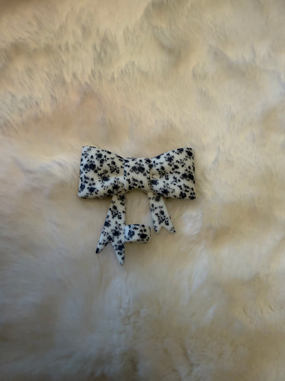 Bow Straw Topper