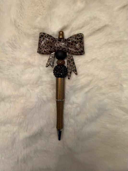 Leopard Glam Bow Pen